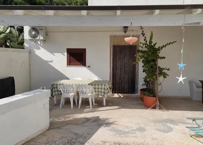 Casa Marieli - A 50 Metri Dal Mare, Con Spazio Esterno